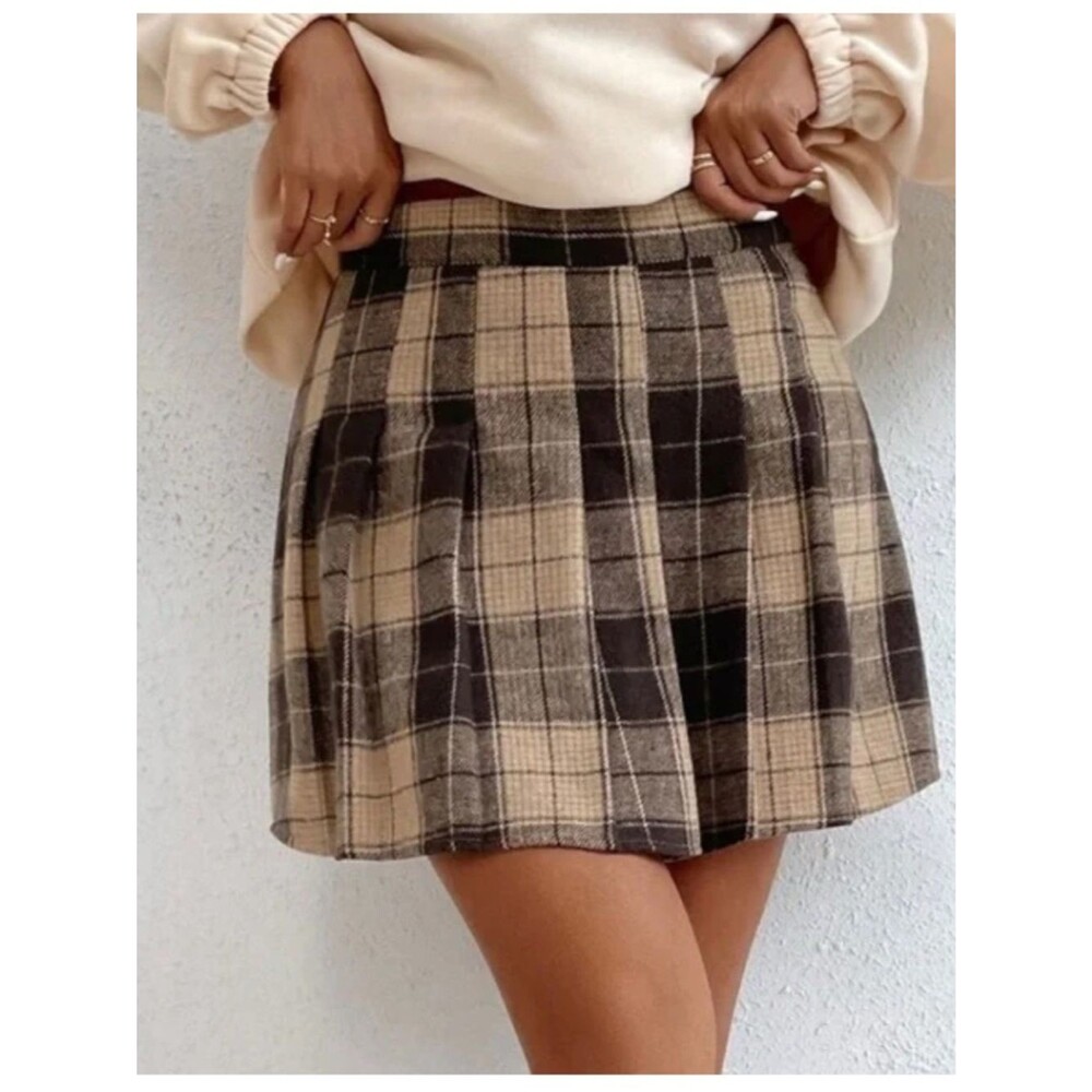 SHEIN academia grunge Beige and Black Plaid Pleated Mini Skirt